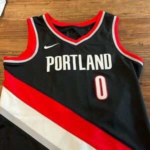 Small Portland Trail Blazers Damian Lillard Jersey